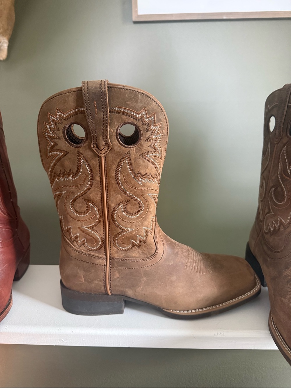 Men's Brown Western Work Boots - Classic Pull-On Style - Picture 2 of 3